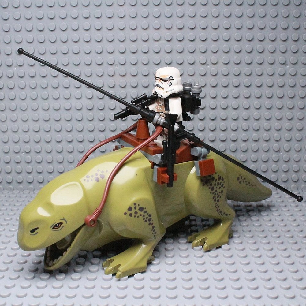 Star Wars Dewback Sand Stormtrooper Minifigure Set